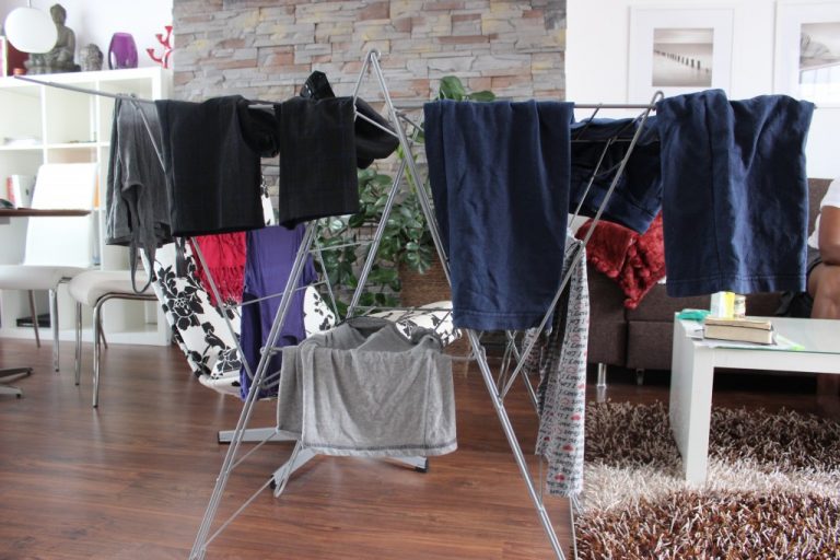 Have You Ever Dried Your Clothes Like This?