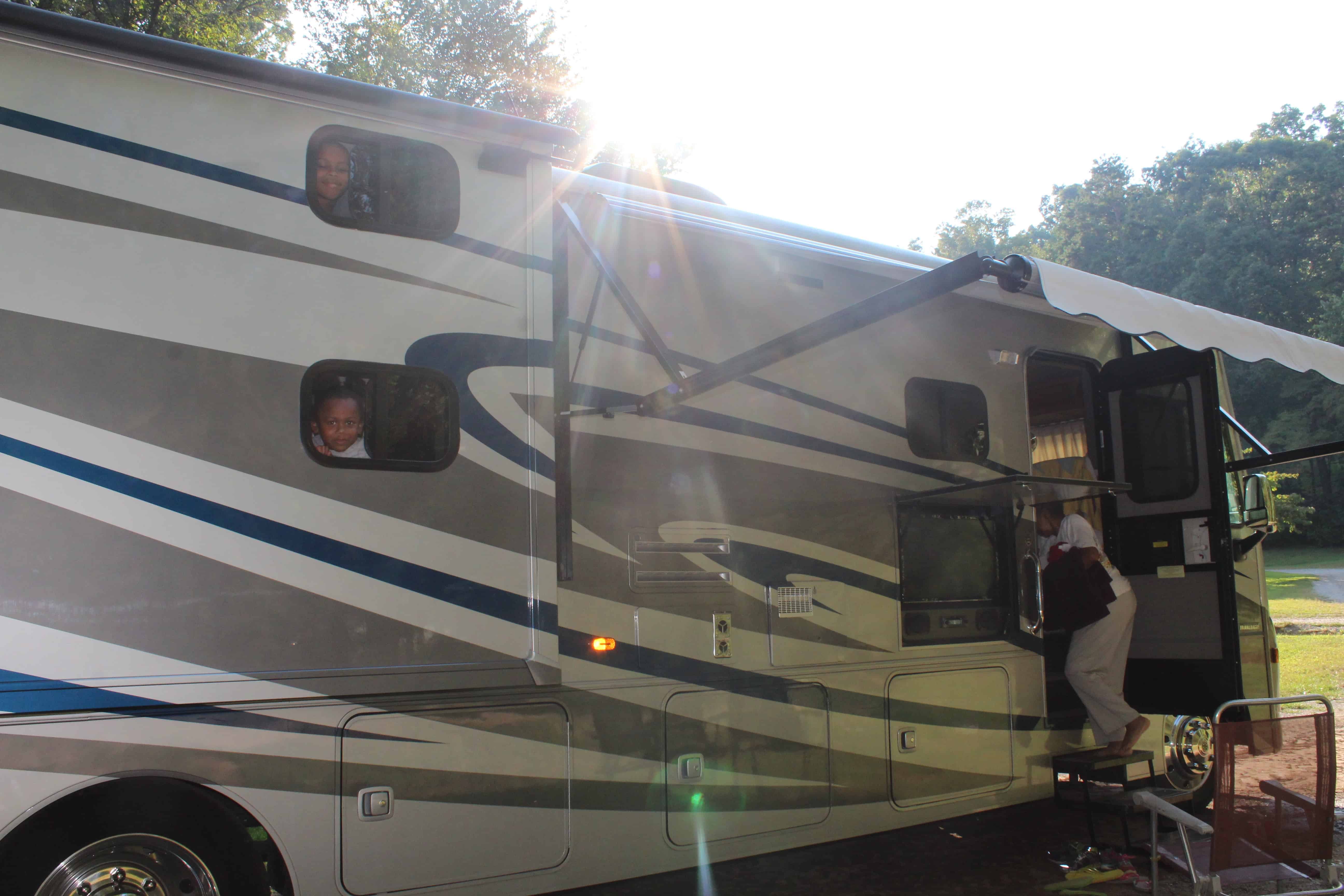 10 reasons to take a trip with go RVing