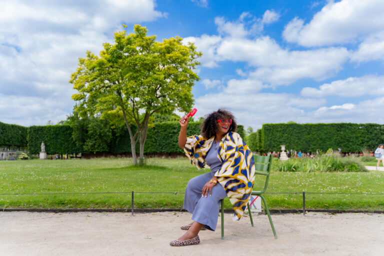 What to Pack for Paris: comfortable and chic Travel Essentials for Women Over 40